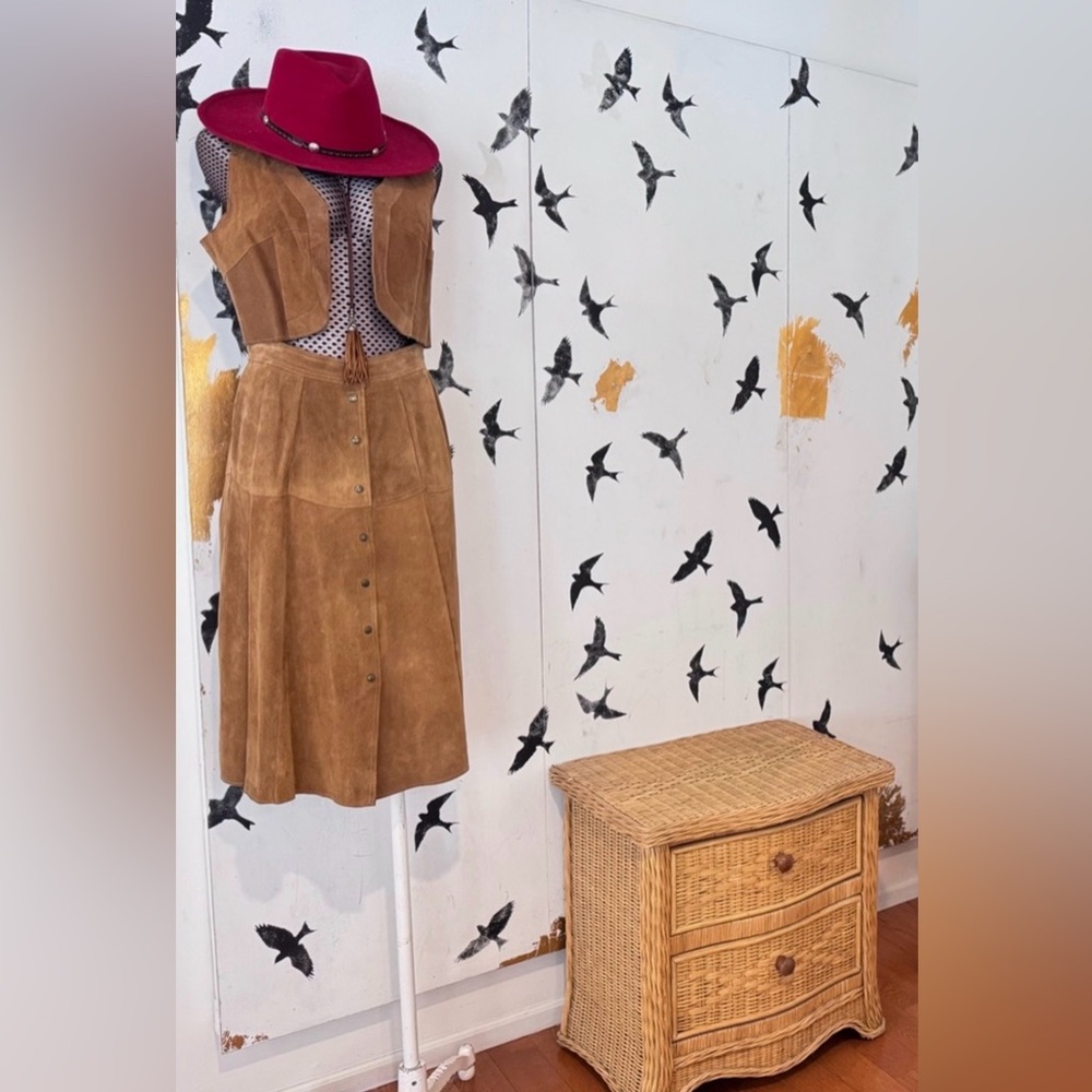VINTAGE 70's western boho suede vest and midi skirt set - Picture 2 of 11